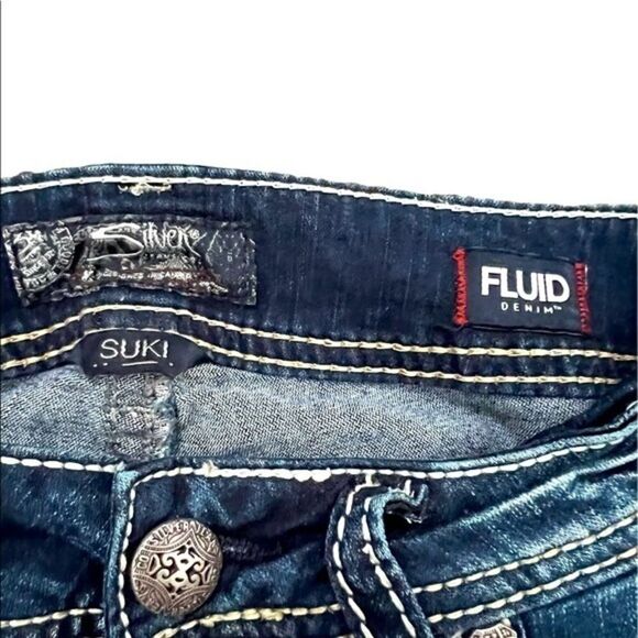 Silver Mid-Capri Denim Jeans - Picture 4 of 6